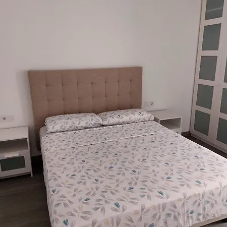 Atico Con Terraza 公寓 马塔罗