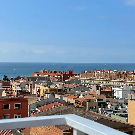 Atico Con Terraza 公寓