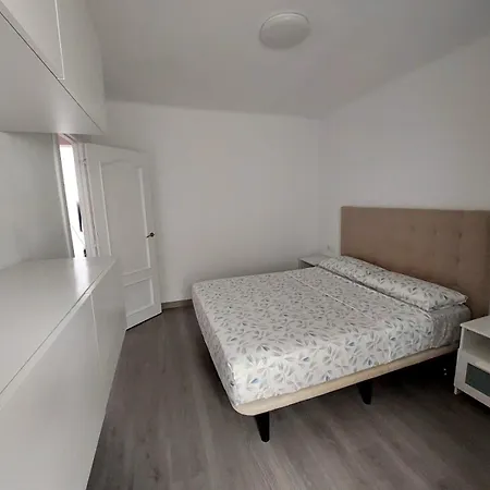 Atico Con Terraza Appartement